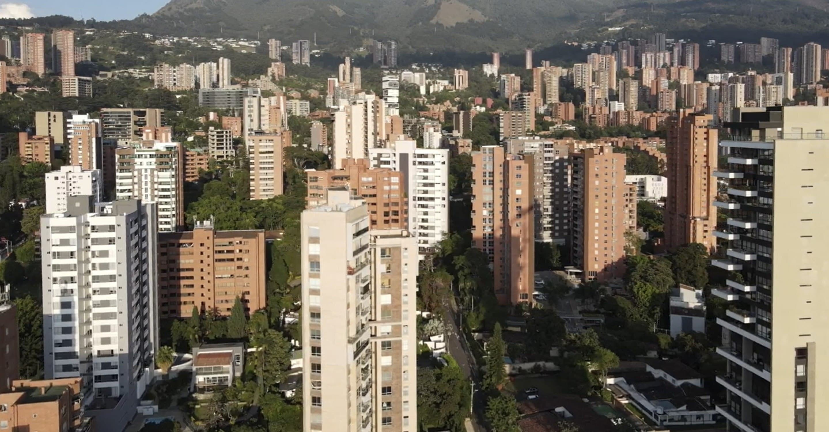 Barrio Lalinde, El Poblado
